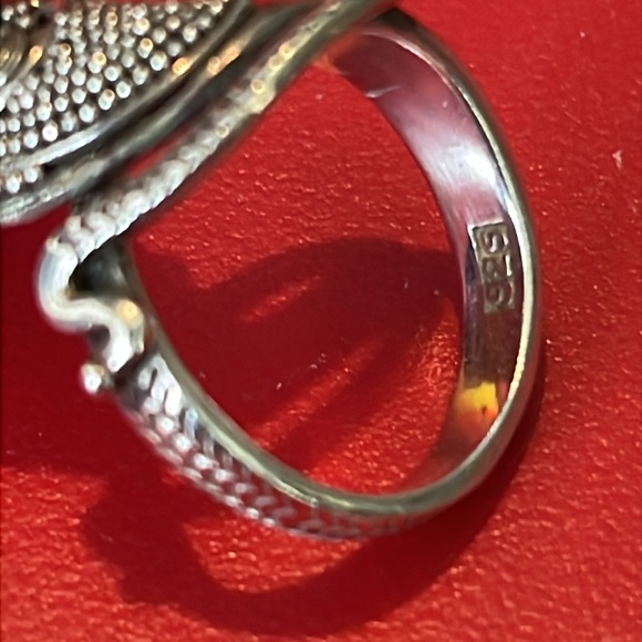 Silver Ring - Picture 5 of 8